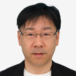 河路 彩 氏